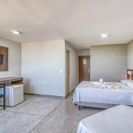 Happy Hotel Pajuçara Maceio  Bagian luar foto
