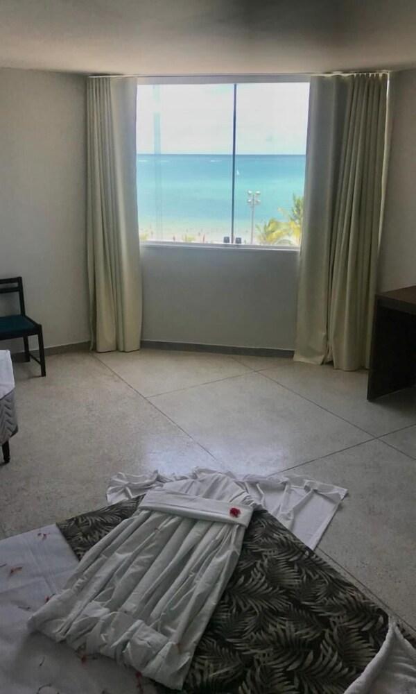 Happy Hotel Pajuçara Maceio  Bagian luar foto